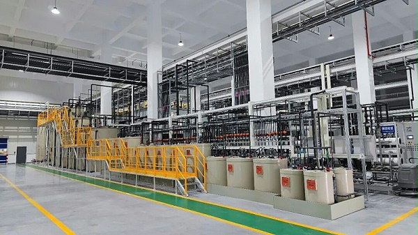 依斯倍受邀出席苏州市新型工业化推进会暨“AI+制造”创新发展大会 (6)